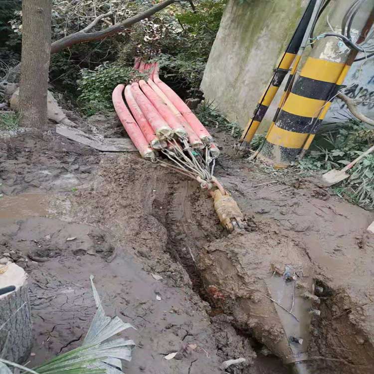 宜昌水厂管道拖拉管